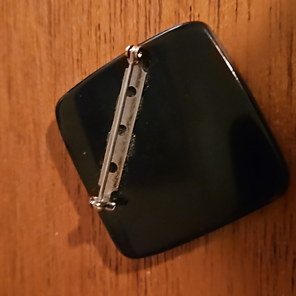 Vintage Paper flower brooch - Picture 3 of 3